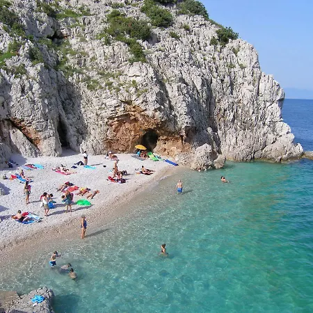 Tara-1 By Interhome Appartement Brseč